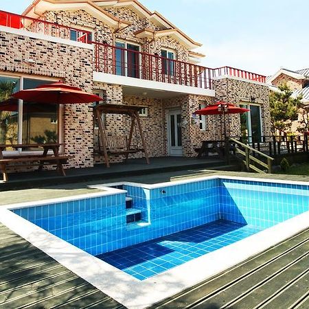 הוילה Jeju Olleh House מראה חיצוני תמונה