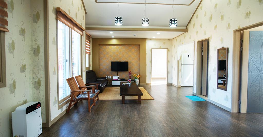 הוילה Jeju Olleh House מראה חיצוני תמונה