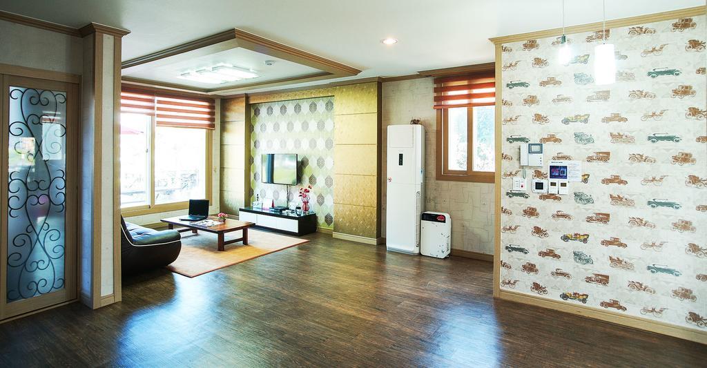 הוילה Jeju Olleh House מראה חיצוני תמונה