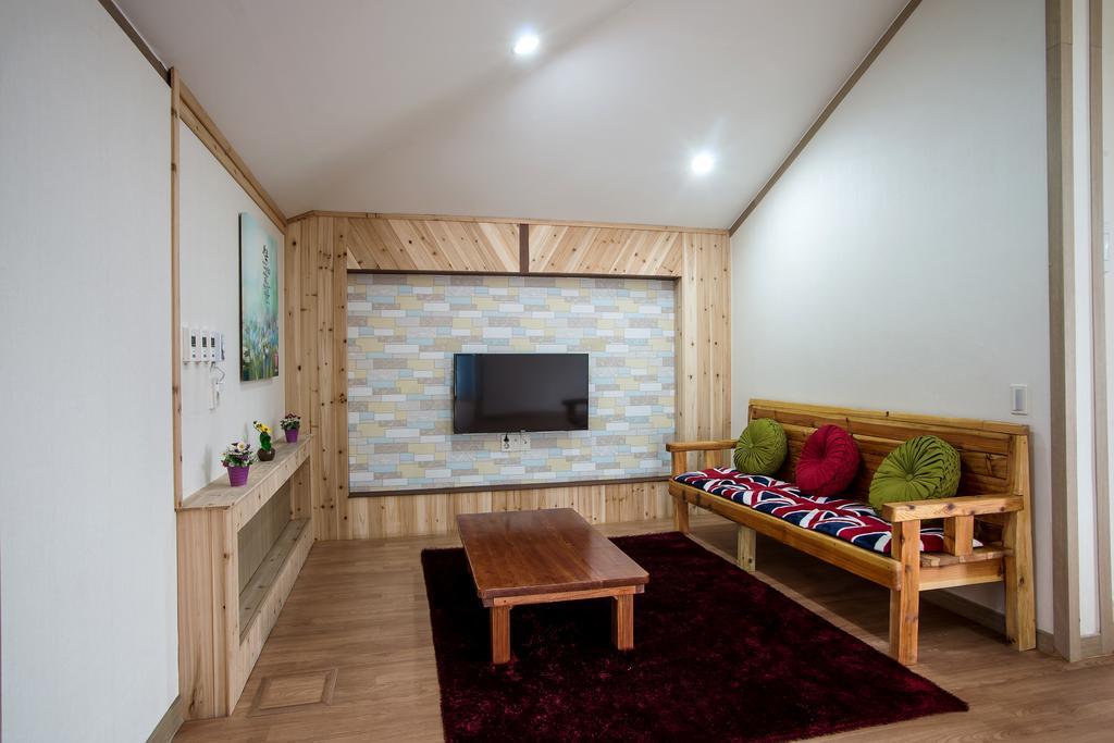 הוילה Jeju Olleh House מראה חיצוני תמונה