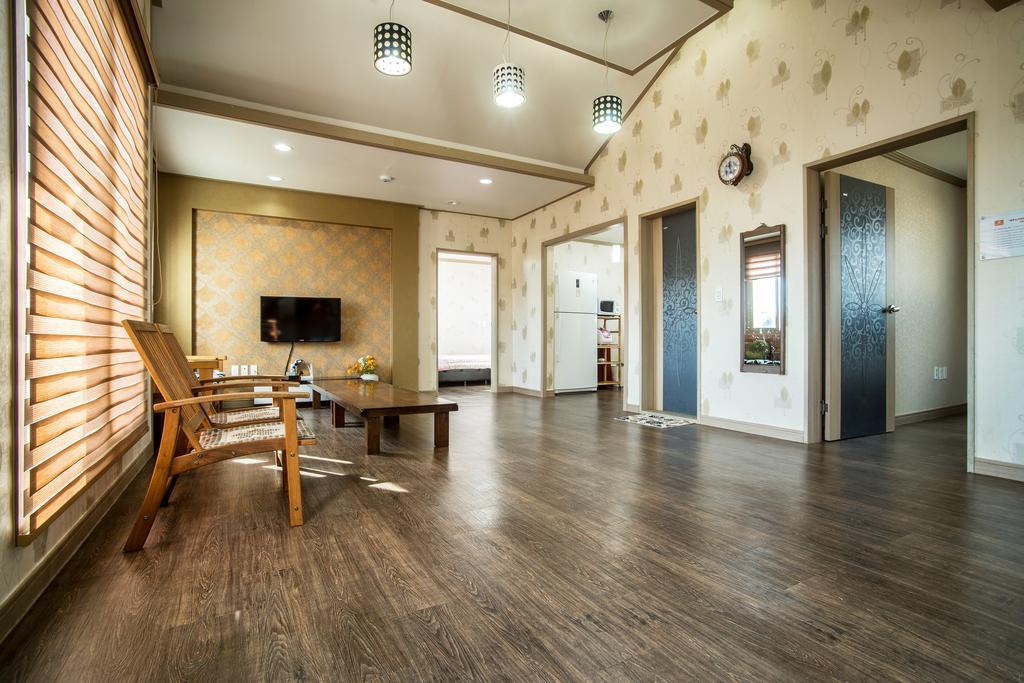 הוילה Jeju Olleh House מראה חיצוני תמונה
