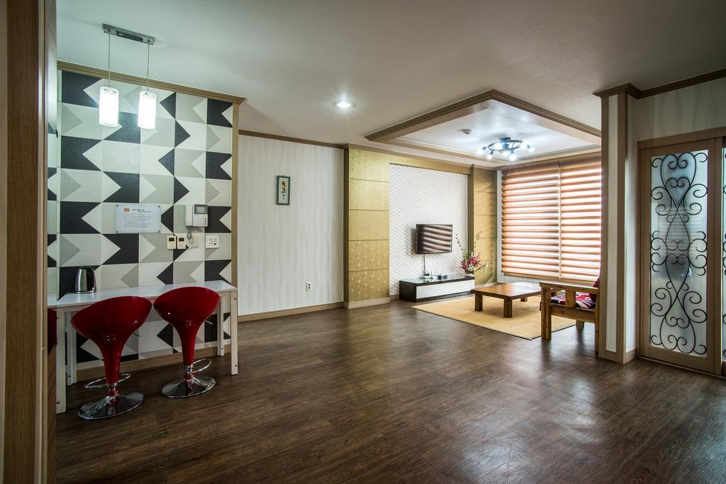 הוילה Jeju Olleh House מראה חיצוני תמונה