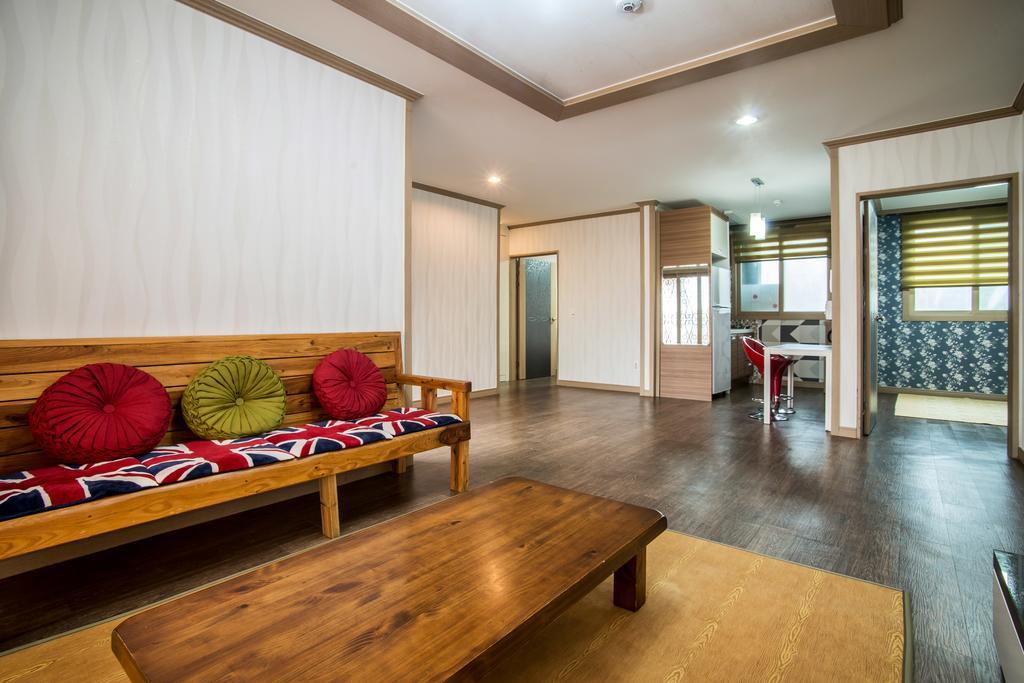 הוילה Jeju Olleh House מראה חיצוני תמונה