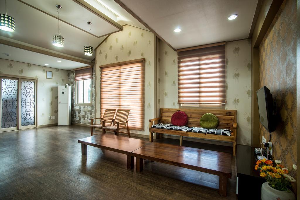 הוילה Jeju Olleh House מראה חיצוני תמונה