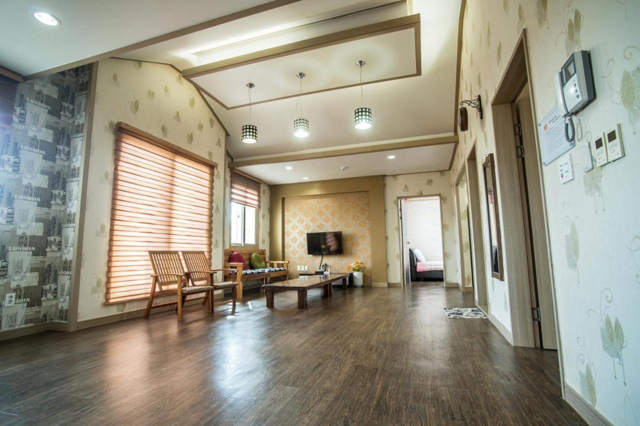 הוילה Jeju Olleh House מראה חיצוני תמונה
